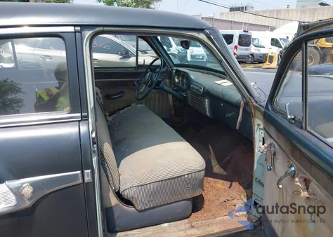 1953 Packard Clipper z USA, uszkodzony, nr VIN 2662KD6820